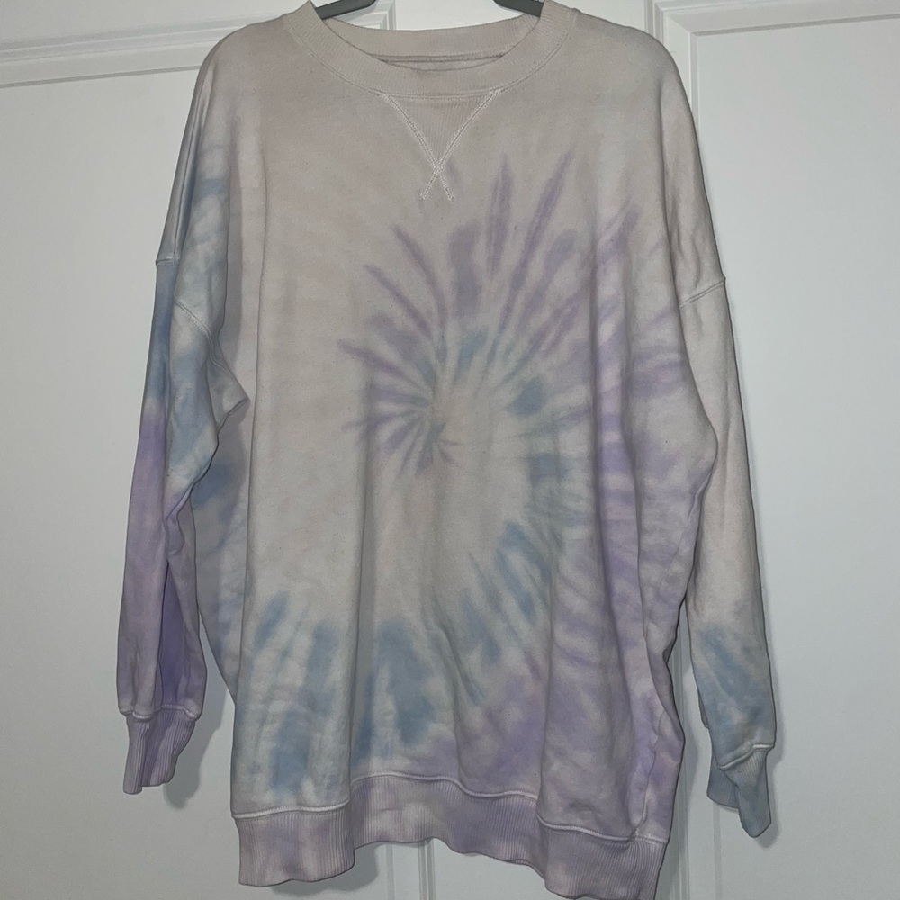 AE crewneck